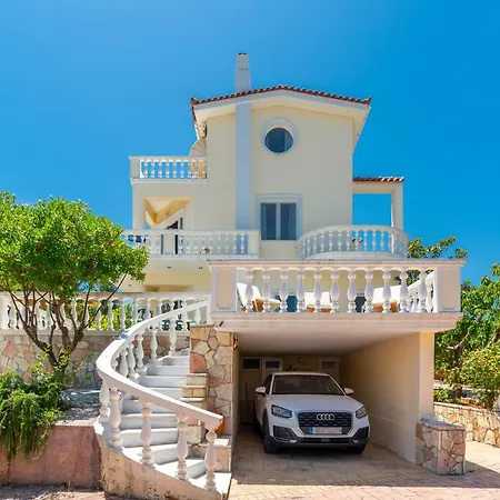 Villa Stella-majestic Hill-top Near In Korinthos *