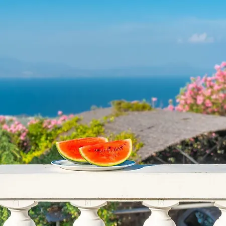 Stella-majestic Hill-top Near In Korinthos * Kiaton