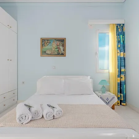 Stella-majestic Hill-top Near In Korinthos *