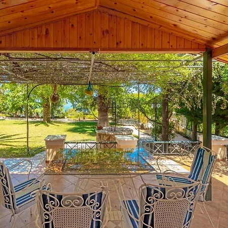 Stella-majestic Hill-top Near In Korinthos Villa *