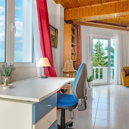 Vila Stella-majestic Hill-top Near In Korinthos