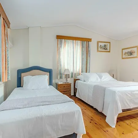 Stella-majestic Hill-top Near In Korinthos Villa