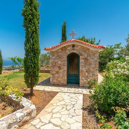 Stella-majestic Hill-top Near In Korinthos *
